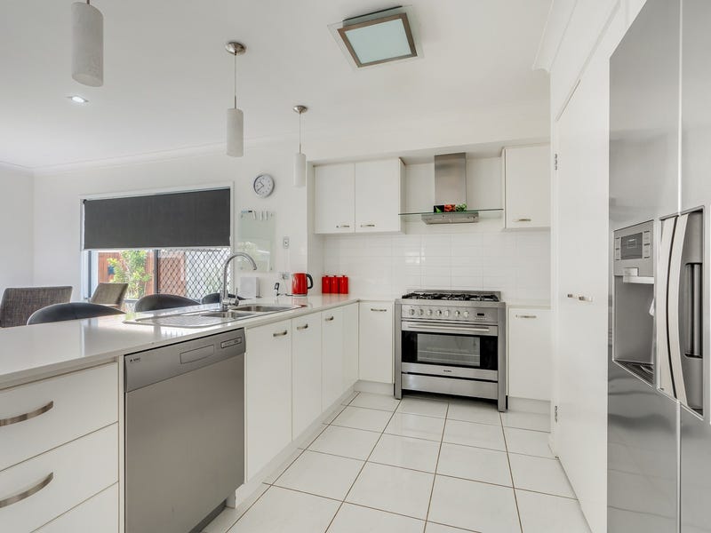 10 Clarence Place, Sippy Downs, Qld 4556