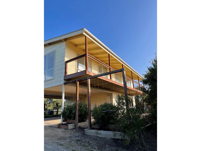 35 Atherton Drive, Venus Bay, VIC 3956