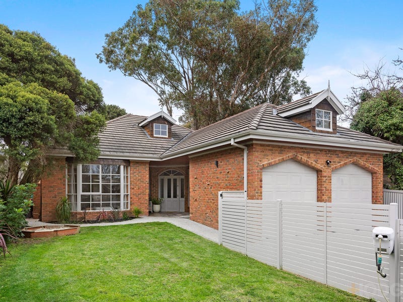 96 Oak Street, Beaumaris, Vic 3193 Property Details