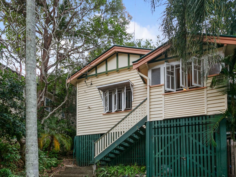 18 Dudley Street, Highgate Hill, QLD 4101
