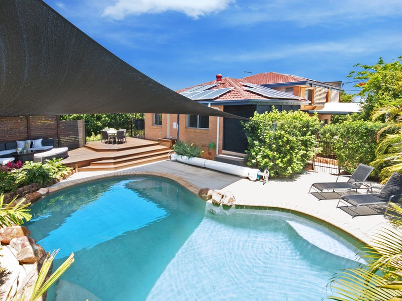 6B Hawthorne Street, Woody Point, QLD 4019