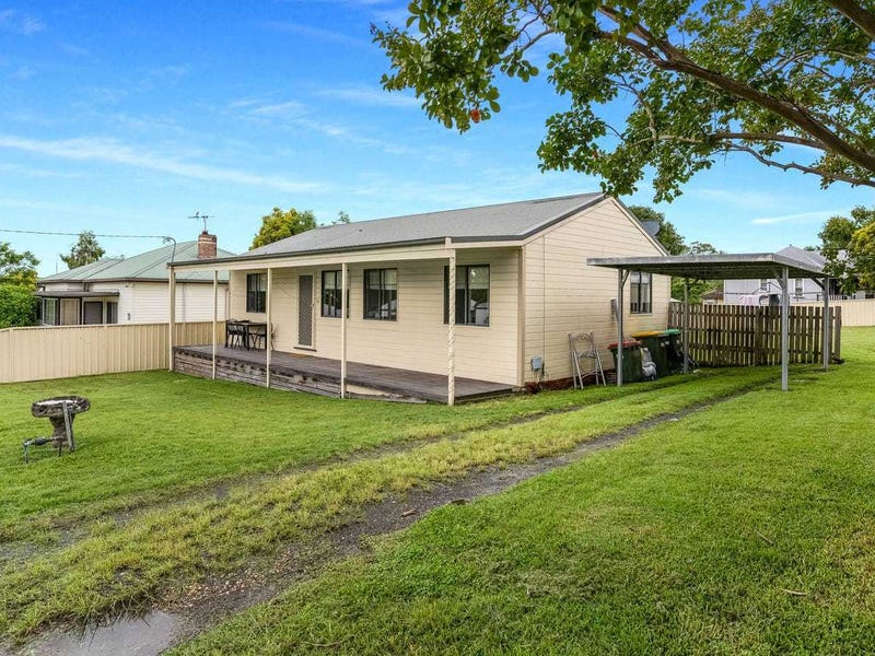 20 William Street, Wingham, NSW 2429 House for Rent