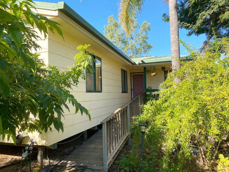 25 Street, Helidon, Qld 4344 Property Details