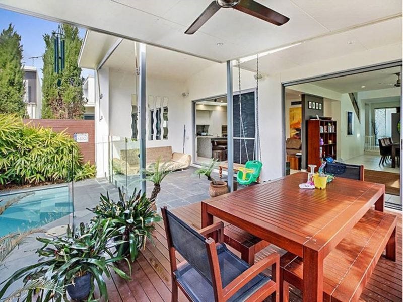 Houses for Rent in Brisbane City, QLD 4000 Pg. 2