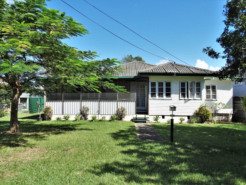 57 Ellen Street, Woody Point, QLD 4019