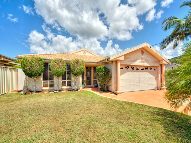 35 Avenue, Umina Beach, NSW 2257