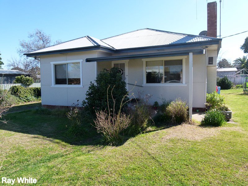 2 Bathurst Street, Forbes, NSW 2871 Property Details