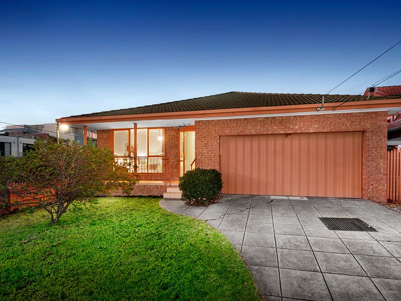 1/3 Euston Road, Hughesdale, VIC 3166