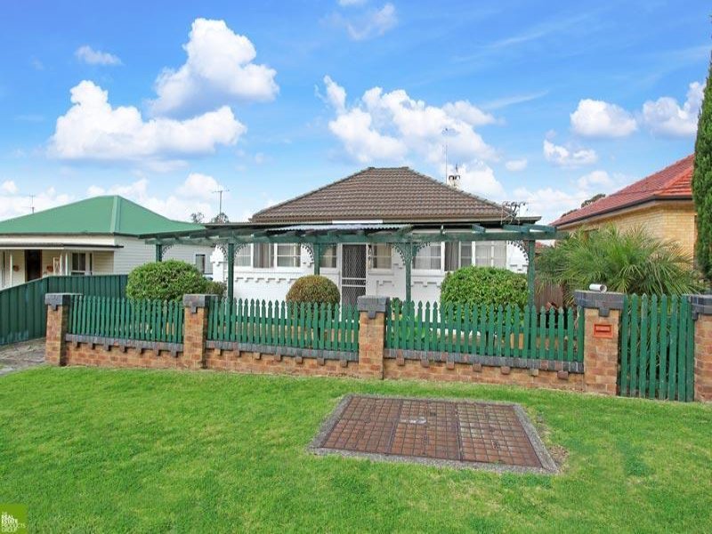 64 Wilga Street, Corrimal, NSW 2518 Property Details