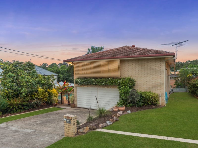 74 Capella Street, Coorparoo, Qld 4151 Property Details