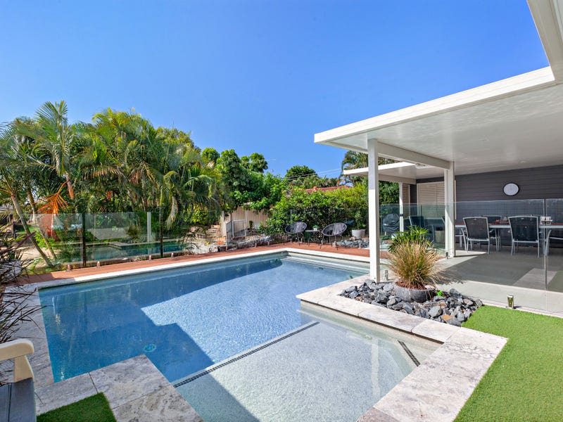 1 Buena Vista Court, Broadbeach Waters, QLD 4218 - realestate.com.au