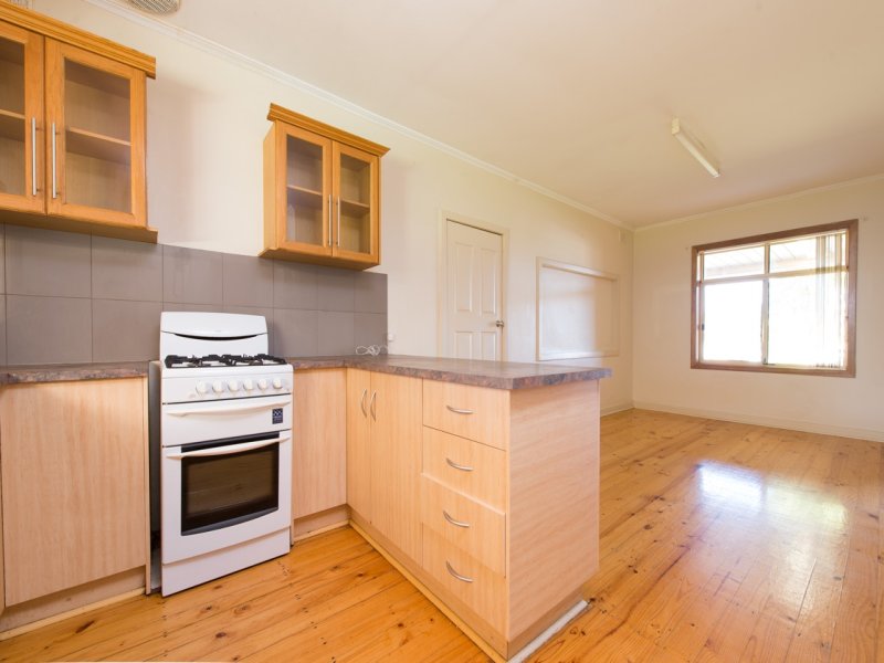 37 Emery Road, Campbelltown, SA 5074 Property Details