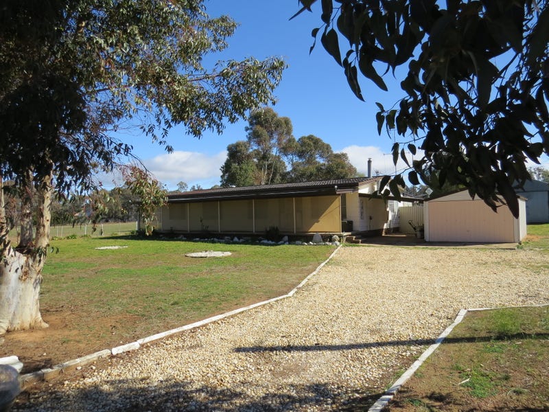 117 Cowra Street, Koorawatha, NSW 2807