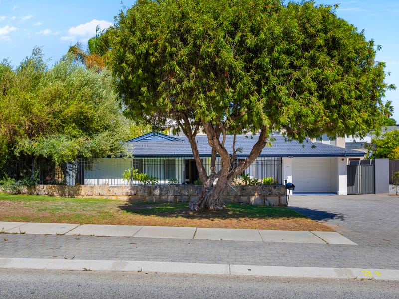 21 Waterford Drive, Hillarys, WA 6025 Property Details