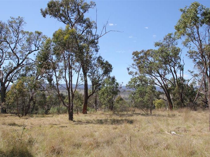 7042 New England Highway, Sandy Flat, NSW 2372