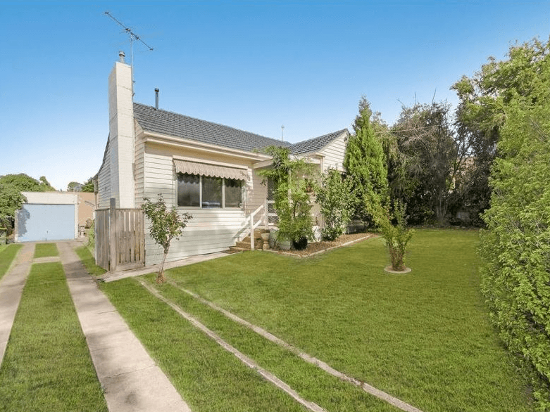 7 Chaucer Street, Hamlyn Heights, Vic 3215