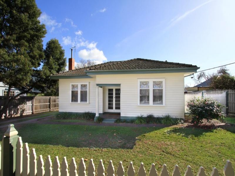 29 Foster Street, Maffra, Vic 3860 Property Details