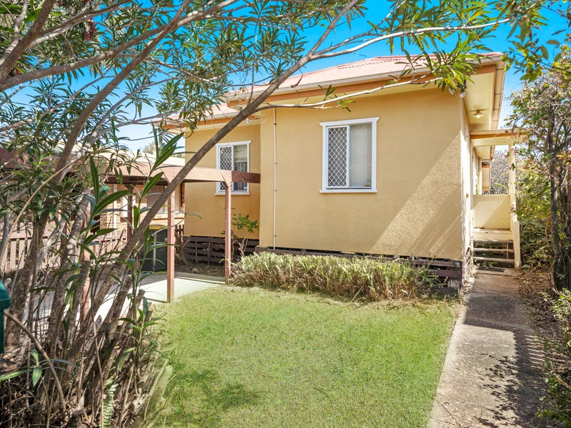 Houses for Sale in Redcliffe, QLD 4020