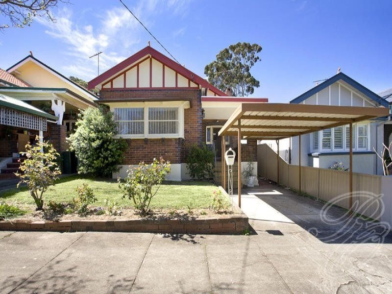 10 Service Avenue, Ashfield, NSW 2131