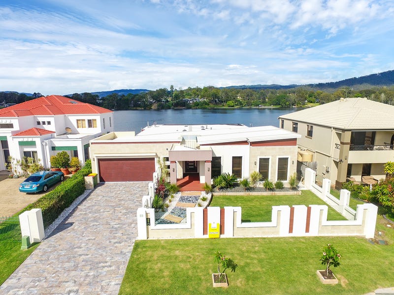 43 Brittany Drive, Oxenford, Qld 4210 Property Details