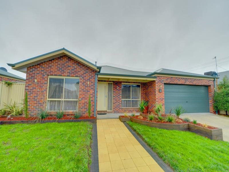 22 Wilsons Lane, Sebastopol, Vic 3356 Property Details