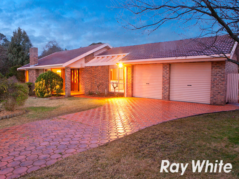 11 Yarralumla Drive, Langwarrin, Vic 3910 Property Details