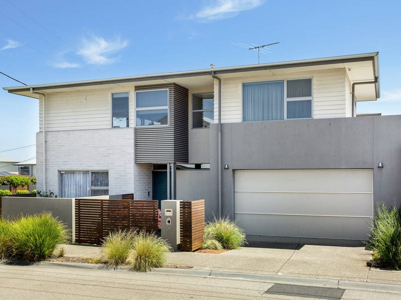 34 Queen Street, Mornington, Vic 3931 Property Details