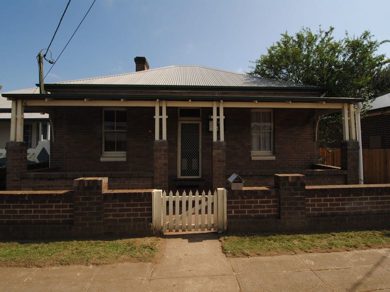 208 Inch Street, Lithgow, NSW 2790