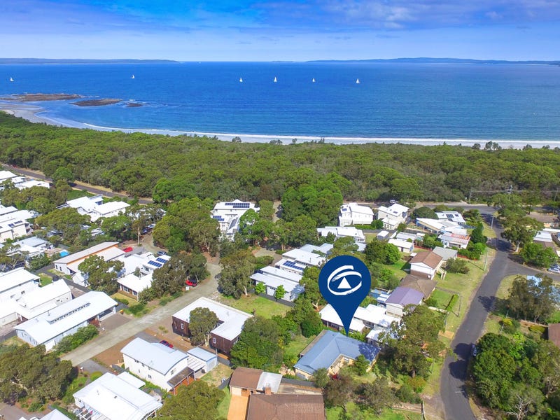 98 Watts Road, Callala Beach, NSW 2540