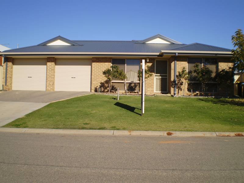 10 Denbeigh Close, Mildura, Vic 3500 Property Details