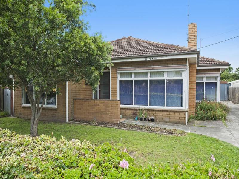 11 Breadalbane Street, Newcomb, Vic 3219 - Property Details