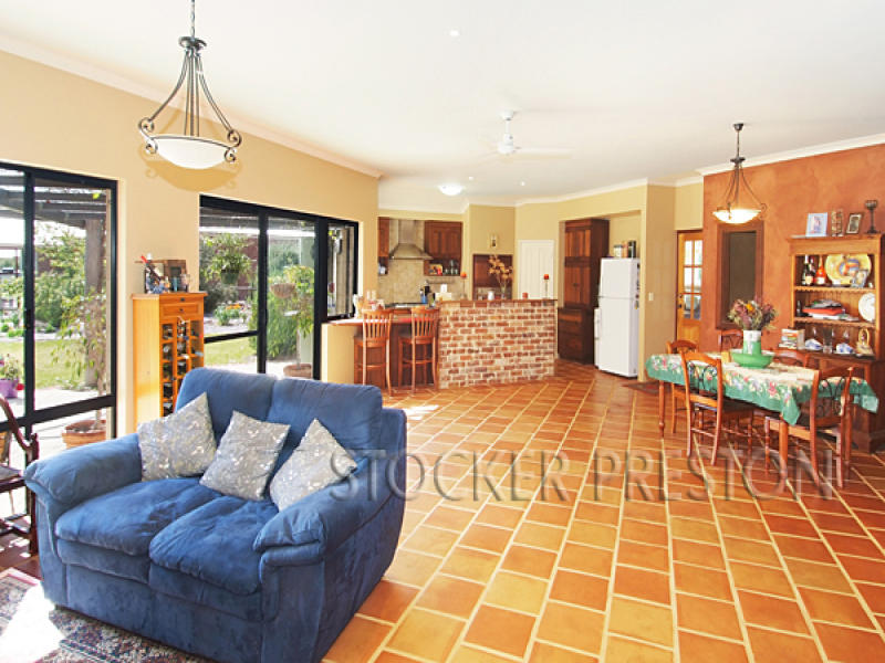 51 Country Road, Busselton, WA 6280 Property Details