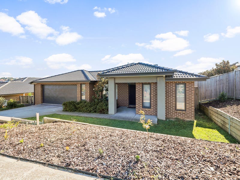 11 Bunyip Drive, Drouin, Vic 3818 Property Details