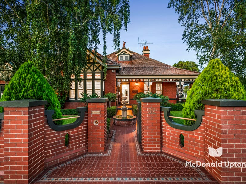 32 Ardmillan Road, Moonee Ponds, VIC 3039