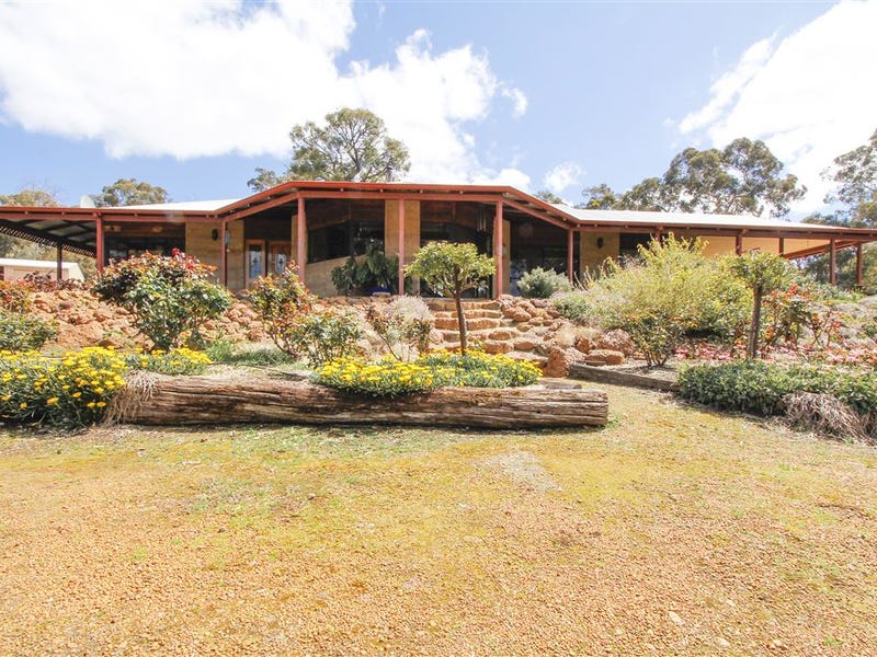 124 Lee Steere Drive Boyup Brook Wa 6244 124 Lee Steere Drive Boyup Brook Wa 6244