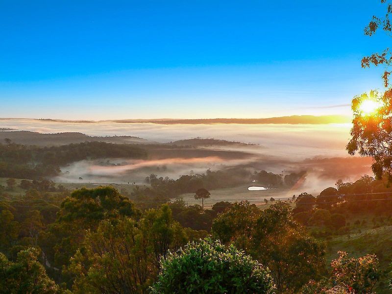 80 Forest Drive, Hampton, Qld 4352 Property Details