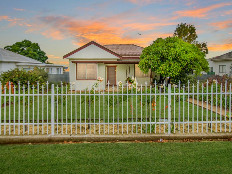 10 Carrathool Street, Griffith, NSW 2680 Property Details