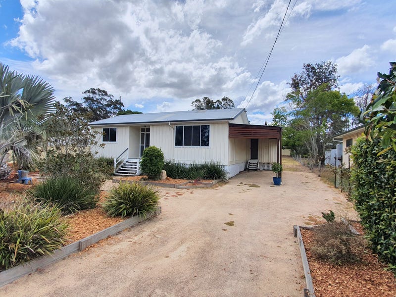 14 James Street, Crows Nest, QLD 4355