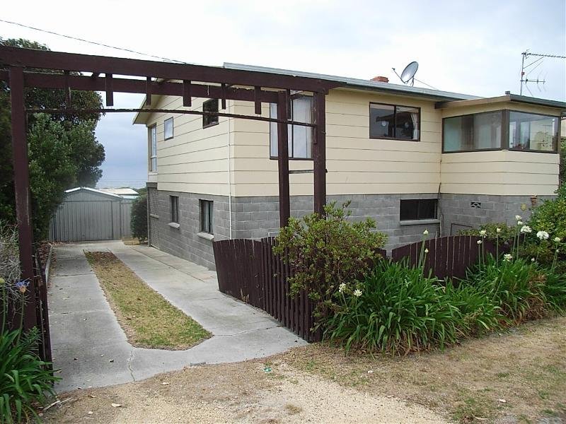 9 Beaumaris Ave, Beaumaris, Tas 7215 Property Details