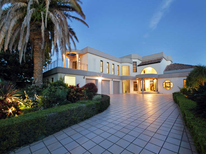 5 Mooloolah Island, Minyama, Qld 4575 Property Details