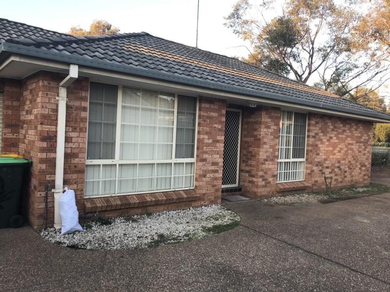 240 Welling Drive, Mount Annan, NSW 2567