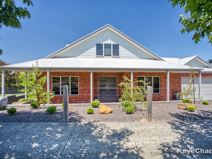 58 Arena Parade, Officer, VIC 3809