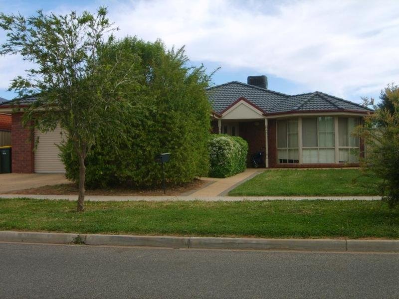 11 Canterbury Drive, Mildura, Vic 3500 Property Details