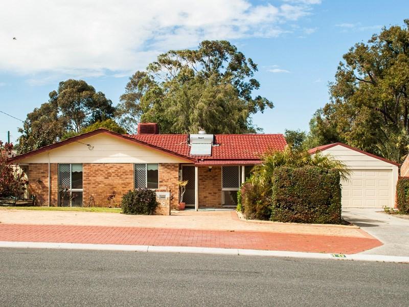 10 Towarda Way, Wanneroo, WA 6065