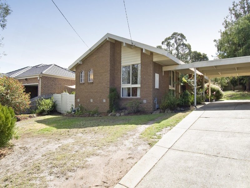 17 Old Kent Road, Mooroolbark, Vic 3138 Property Details