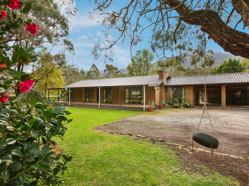 3223 Warburton Highway, Warburton, VIC 3799 - realestate.com.au