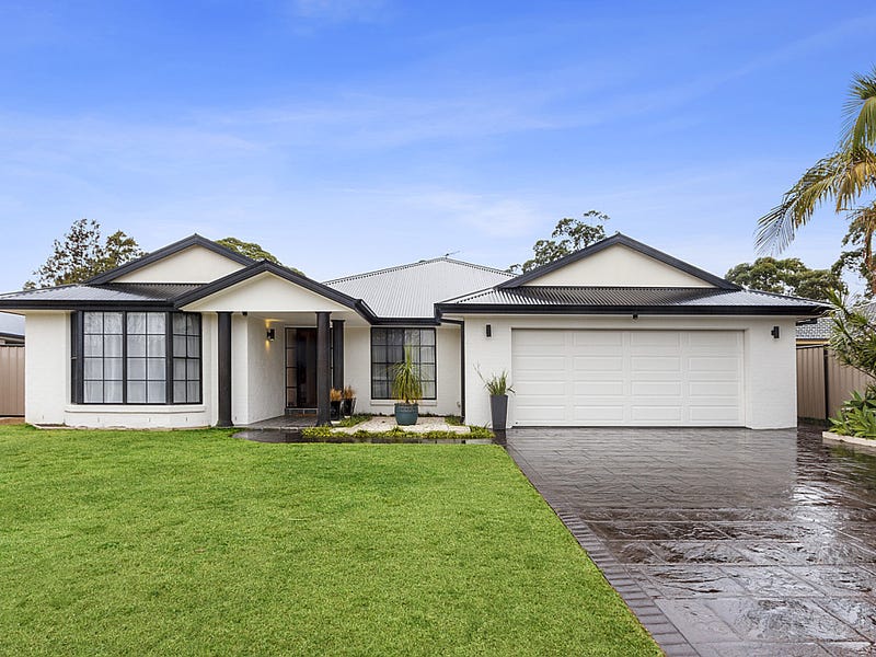 18 Hedley Way, Broulee, NSW 2537 Property Details