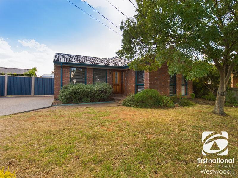 18 Banksia Cres, Hoppers Crossing, VIC 3029