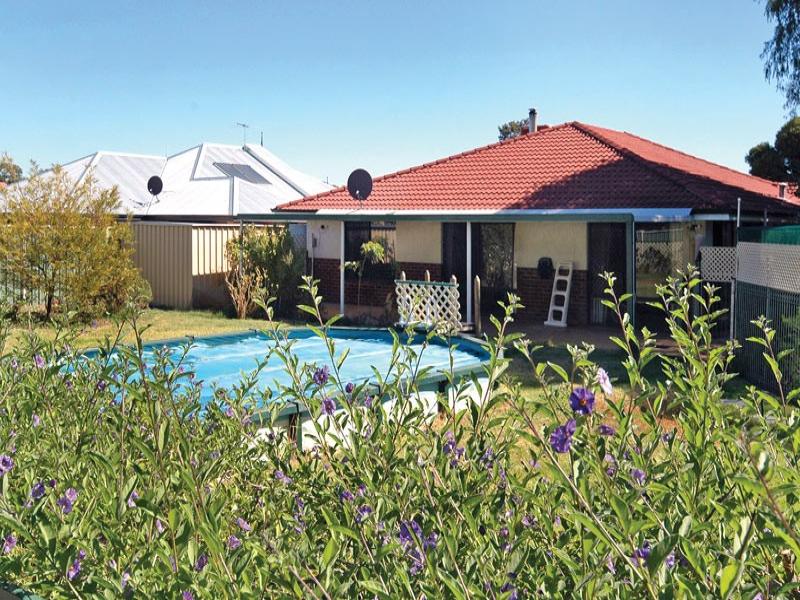 16 Boyona Place, Boyanup, WA 6237