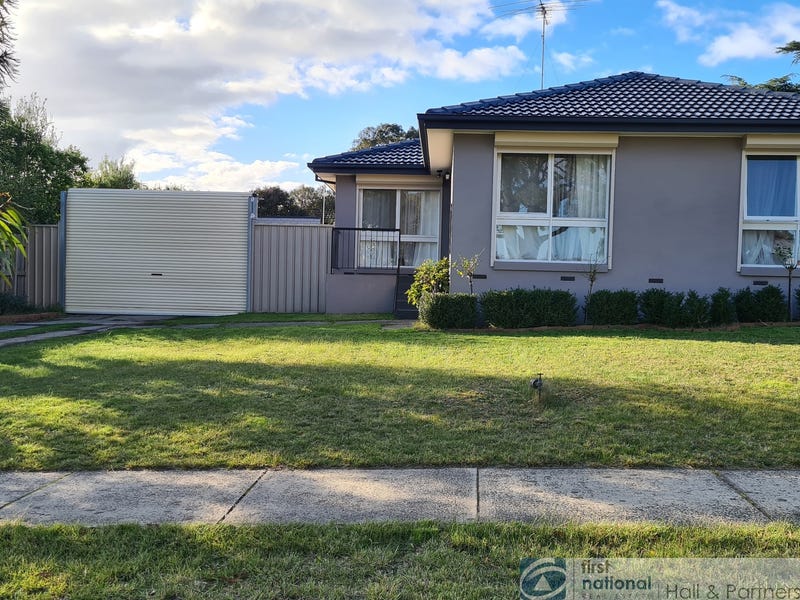 153 James Cook Drive, Endeavour Hills, VIC 3802